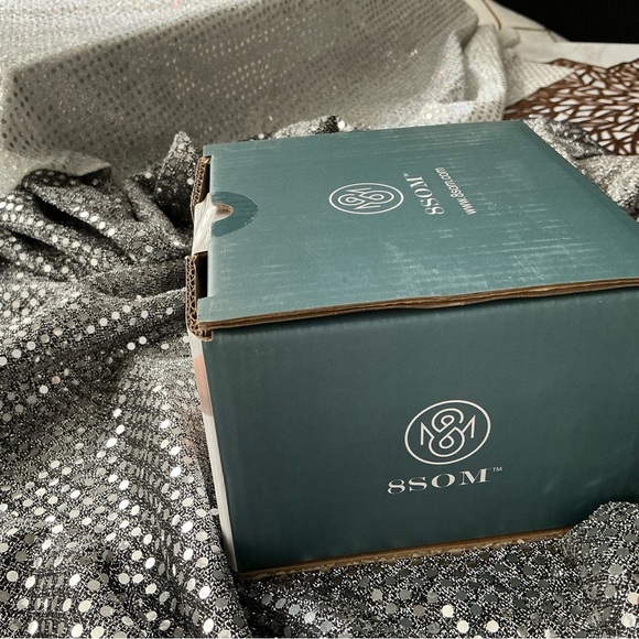 NWT Bamboo Salt & Pepper Round Box with Marble Lid and Embedded Spoon - Picture 2 of 5